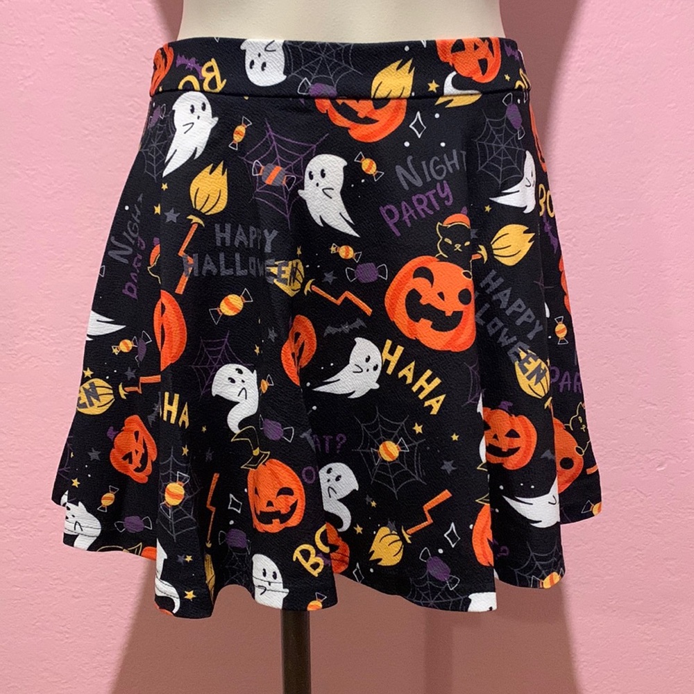 1000. 🎃 Halloween Skirt